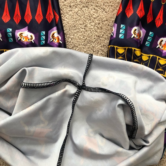 Blackmilk Disney Aladdin leggings - Picture 5 of 5